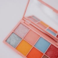 Shimmer & Glow Eyeshadow Collection